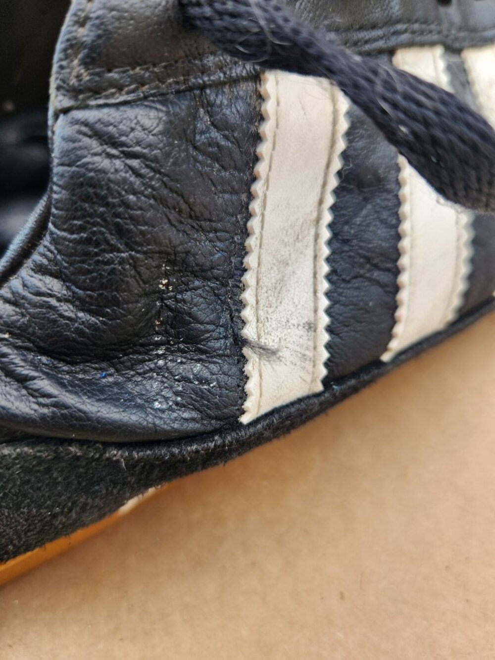 ADIDAS Mundial Goal Indoor Soccer Shoes Black Leather Men's Size 11 - Picture 6 of 12